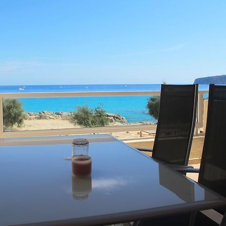 Astbury Apartments Ses Basses Es Calo  Εξωτερικό φωτογραφία