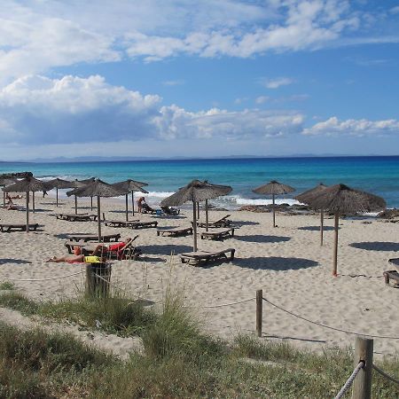 Astbury Apartments Ses Basses Es Calo  Εξωτερικό φωτογραφία