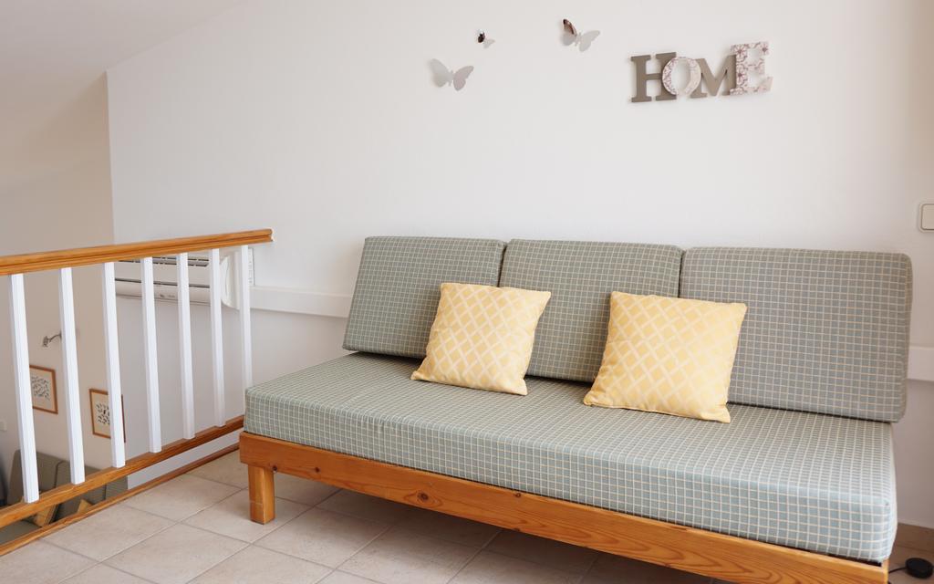 Astbury Apartments Ses Basses Es Calo  Εξωτερικό φωτογραφία